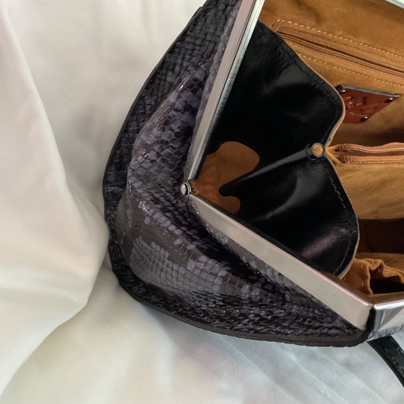 Patricia Nash Handbag - Picture 10 of 15